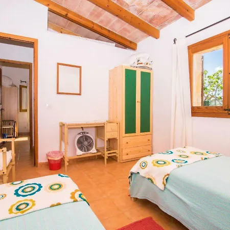 Mateu By Interhome Alcudia (Mallorca)